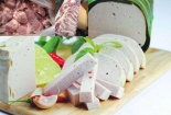 Giò chả làm từ thịt không rõ nguồn gốc xuất xứ nguy hại khôn lường