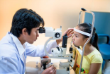 Tật khúc xạ đang gia tăng trong thanh thiếu niên Việt Nam