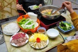 Những loại rau kết hợp với lẩu nguy cơ 'sinh độc' cần tránh dùng