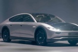 Khủng hơn Tesla, chiếc xe điện của Hà Lan có thể chạy nửa năm mà không cần sạc