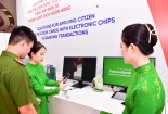 Vietcombank triển khai ứng dụng căn cước công dân gắn chip trong giao dịch
