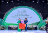 Vietcombank trao 5 tỷ đồng hỗ trợ kinh phí xây dựng trường THCS xã Nam Thanh
