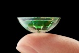 Phát triển loại kính áp tròng thông minh chẩn đoán và tầm soát ung thư