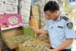 QLTT Hà Nội xử lý nhiều vi phạm kinh doanh bánh Trung thu không rõ nguồn gốc