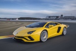 Triệu hồi hai dòng siêu xe triệu đô Lamborghini Urus và Aventador tại Việt Nam