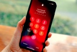 Cảnh báo: Mất tiền vì làm lộ mã khóa Iphone ở nơi đông người