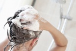 Cảnh báo: Nguy cơ mắc bệnh tiểu đường từ hóa chất trong sơn móng tay và dầu gội