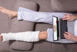 Tin vào 'bác sĩ Google', cẩn thận tiền mất tật mang