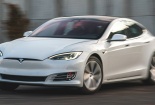 Gần 363.000 xe điện Tesla bị triệu hồi do công nghệ hỗ trợ người lái