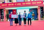 Tặng gần 3.000 cuốn sách và tổ chức hướng nghiệp cho 6.000 học sinh