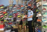 Đắk Lắk: Phát hiện hộ kinh doanh bán hàng giả mạo nhãn hiệu NIKE