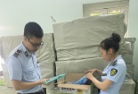 Lào Cai: Thu giữ hơn 10.000 gói thạch trái cây không rõ nguồn gốc