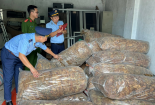 Cao Bằng thu giữ lượng lớn nguyên liệu thuốc lá, chân giò lợn không rõ nguồn gốc xuất xứ