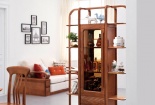 Đồ gỗ nội thất Trung Quốc giá rẻ bán tràn lan khiến doanh nghiệp Việt cạnh tranh khó khăn