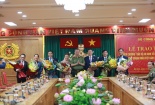 Chủ tịch HĐQT Tập đoàn GELEXIMCO vinh dự nhận Kỷ niệm chương 'Bảo vệ an ninh Tổ quốc'