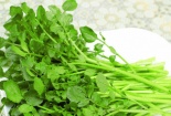 Bác sĩ chỉ ra những loại rau là 'ổ sán' thận trọng khi sử dụng