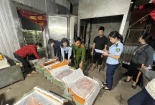 Tạm giữ 10 tấn nầm lợn tươi sống đông lạnh không rõ nguồn gốc xuất xứ