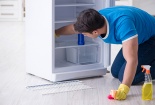 Sai lầm thường gặp khi vệ sinh tủ lạnh người dùng nên tránh