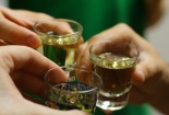 Cẩn trọng trước tình trạng gia tăng số vụ ngộ độc methanol dịp lễ tết