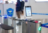 Cho phép xác thực sinh trắc học trong kiểm soát giấy tờ hành khách đi máy bay