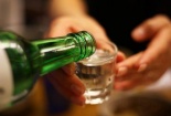 Những loại thuốc tương tác với rượu tránh dùng chung vì có thể gây hại sức khỏe