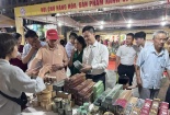 Trên 160 gian hàng tham gia Hội chợ Hàng hóa, sản phẩm Xanh vì người tiêu dùng