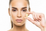Bác sĩ cảnh báo bổ sung Collagen sai cách, sản phẩm kém chất lượng có thể gây mụn