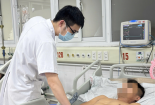 Mắc bệnh uốn ván nặng do bất cẩn khi đắp tường chống lũ