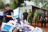 Bình Phước: Tiêu hủy 2.590 bao thuốc lá nhập lậu