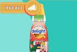 Thu hồi gần 11.000 chai kem cà phê International Delight's do dán sai nhãn