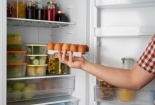 Thực phẩm tích trữ trong tủ lạnh lâu ngày tiềm ẩn nguy cơ gì?
