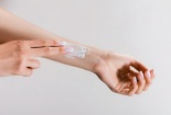 Phát triển loại vắc-xin uốn ván có thể bôi lên da thay vì tiêm