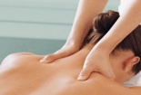 Nhiều hệ lụy tiềm ẩn về sức khỏe khi trị liệu cổ vai gáy tại các spa