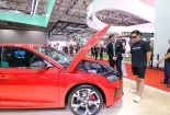 Kích cầu thị trường dịp cận Tết, hàng loạt mẫu ô tô giảm giá bán
