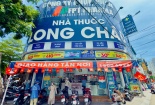 Hơn 2025 Nhà Thuốc Long Châu khắp cả nước rực rỡ cờ hoa mừng 50 năm ngày thống nhất đất nước