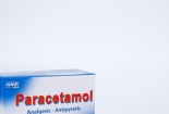 Bác sĩ cảnh báo dùng thuốc paracetamol thường xuyên gây hại gan tương tự như uống rượu