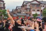 Đại tiệc ưu đãi cho các 'Gai con' tham gia 'Anh trai vượt ngàn chông gai' tại Ocean City