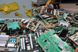 Các nhà khoa học Úc công bố công nghệ mới tách vàng từ rác thải điện tử 