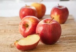 Táo tươi vỏ, thâm ruột: Lỗi bảo quản, không phải hóa chất