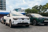 Đi tìm mẫu SUV ‘trải nghiệm tầm cao, mức giá tầm trung’, gia đình trẻ phải lòng VF 8