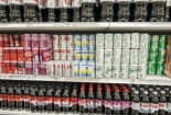 Coca-Cola thu hồi ba sản phẩm nước ngọt phổ biến do nghi nhiễm kim loại