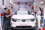 VinFast triển khai chiến dịch 'mãnh liệt vì tương lai xanh' - hỗ trợ toàn dân chuyển đổi sang xe điện