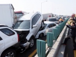 Toàn cảnh vụ tai nạn 100 ô tô đâm liên hoàn tại Hàn Quốc