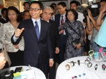 PTT Vũ Đức Đam thăm chợ Công nghệ và Thiết bị Quốc tế Việt Nam 2015