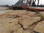 Hà Nội: Báo động tình trạng lún và nứt sâu dưới chân cầu Đuống 