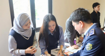 https://vietq.vn/hang-gia-tren-thuong-mai-dien-tu-van-tiep-dien-phuc-tap-can-ngan-chan-voi-no-luc-cao-nhat-d231564.html