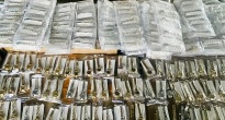 https://vietq.vn/nguy-co-tran-lan-hang-gia-dong-ho-rolex-giay-adidas-louis-vuitton-bi-tuon-lau-vao-viet-nam-d234430.html