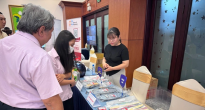 https://vietq.vn/canh-bao-tran-lan-san-pham-yen-sao-gia-lam-tu-bot-rau-cau-long-trang-trung-d235932.html