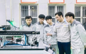 Hà Nội: Thị trường lao động chuyển dịch theo kinh tế số, kinh tế xanh để thúc đẩy năng suất