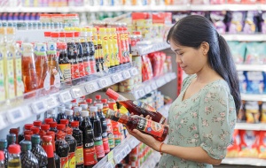 Người tiêu dùng ngày càng 'khó tính': Áp lực nâng cao chất lượng hàng hóa